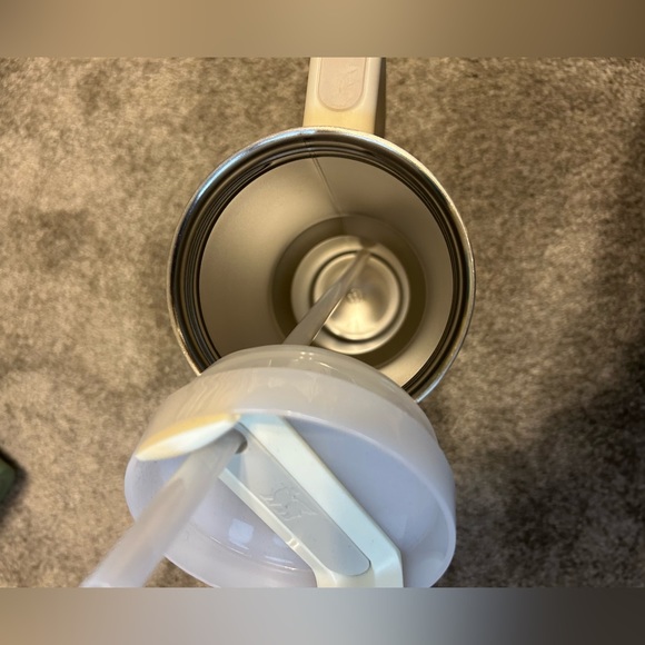 40 ounce Stanley - Picture 2 of 6